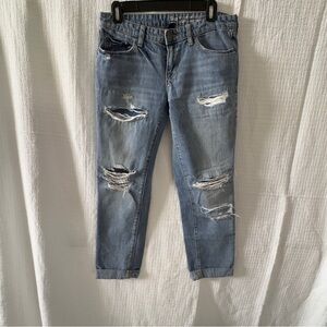 Gap sexy boyfriend fit jeans 100% cotton